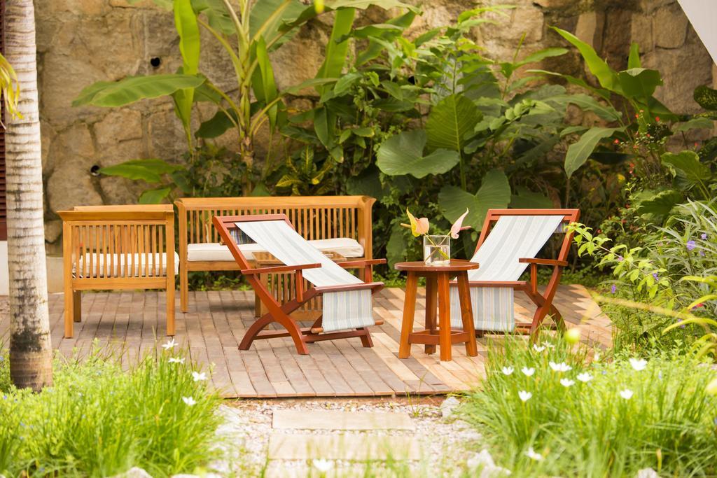 Hilltop Boutique Hotel Victoria Exterior foto